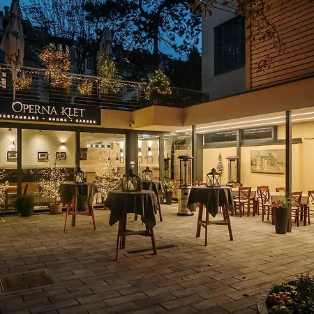Operna Klet 3* Ljubljana