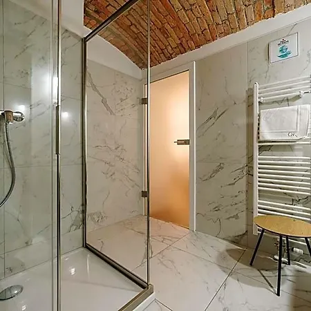 Operna Klet Hotel Lublaň