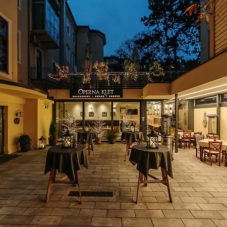 Operna Klet Hotel