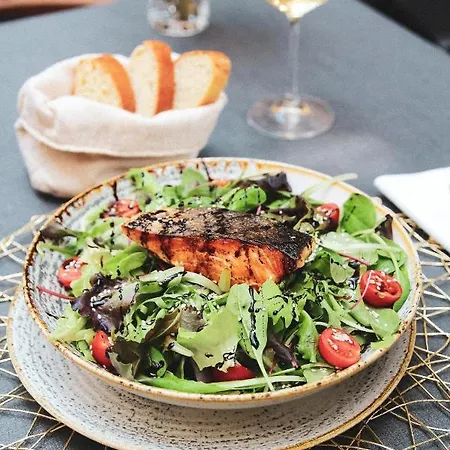 Hotel Operna Klet Lublana